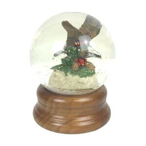 Bald Eagle Christmas Musical Snow Globe With Wooden Base